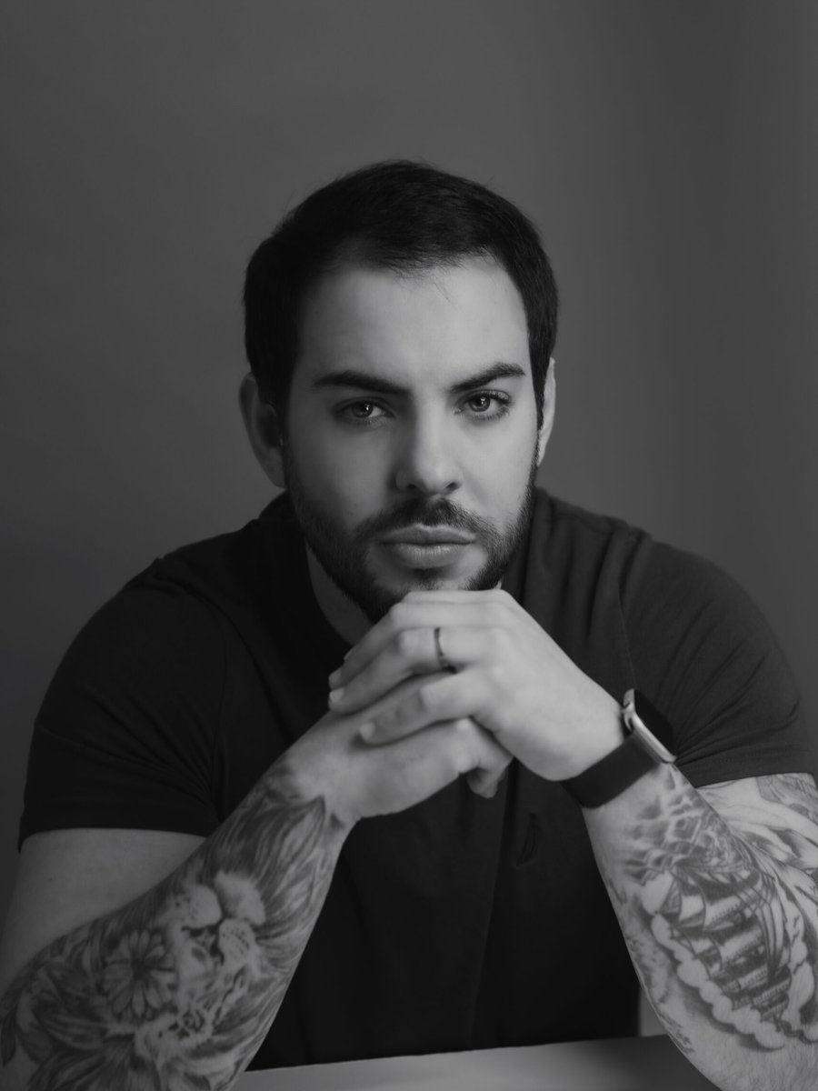 Portrait of Guilherme Melo, Haircut Specialist at Hāste Urban Hair Spa