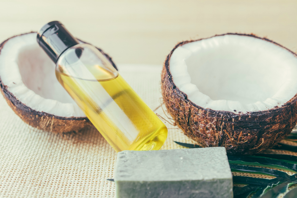 LOC Method Hair Guide: Is It Still Worth It in 2025? 2 liquid oil cream hair routine